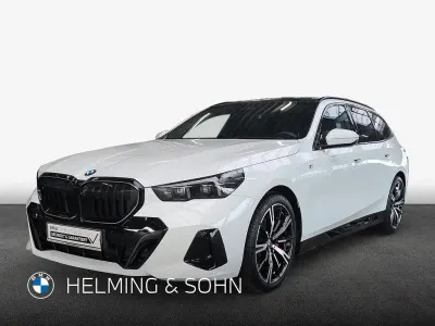 Używany BMW 520 Shadowline 190 KM (139 kW) 2025 Biały Kombi