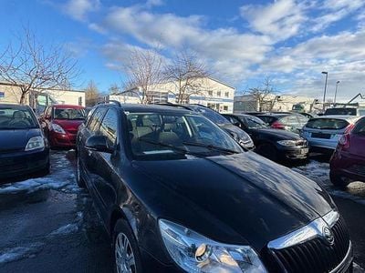 Gebraucht Skoda Octavia Ambiente 105 PS (77 kW) 2011 Schwarz Kombi