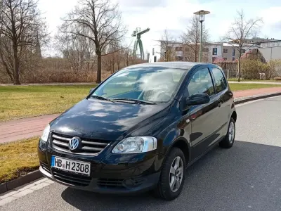 Używany VW Fox 55 KM (40 kW) 2008 Czarny Hatchback