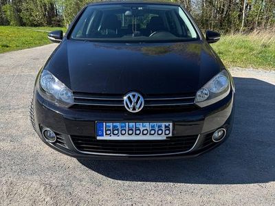 Gebraucht VW Golf VI Style 105 PS (77 kW) 2011 Schwarz Kleinwagen