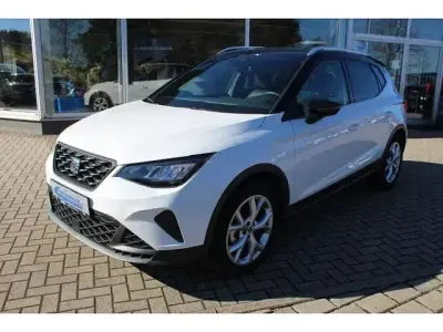 Second-hand Seat Arona FR 116 CP (85 kW) 2025 Alb SUV