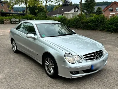 Gebraucht Mercedes CLK220 Avantgarde 150 PS (110 kW) 2006 Silber Coupé