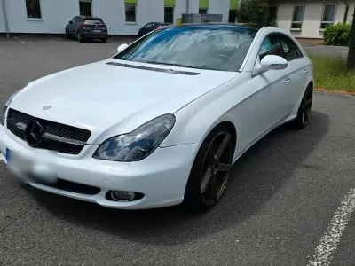 Gebraucht Mercedes CLS500 306 PS (225 kW) 2004 Weiß Coupé