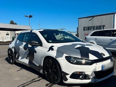 Gebraucht VW Scirocco 160 PS (117 kW) 2010 Weiß Coupé