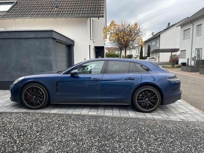 Blau Gebraucht 2021 Porsche Panamera GTS Sport Turismo Limousine | 79.999 € (Fairer Preis)