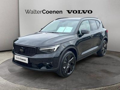 Nowe Volvo XC40 163 KM (119 kW) 2026 Czarny SUV