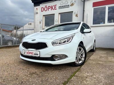 Gebraucht Kia Ceed 99 PS (72 kW) 2015 Weiß Kleinwagen