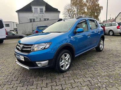 Blau Gebraucht 2014 Dacia Sandero Prestige Kleinwagen | 7.999 € (Fairer Preis)