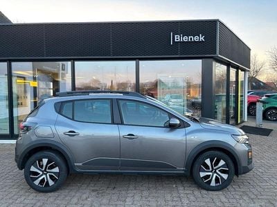 Neu Dacia Sandero Expression 110 PS (80 kW) 2026 Grau Limousine