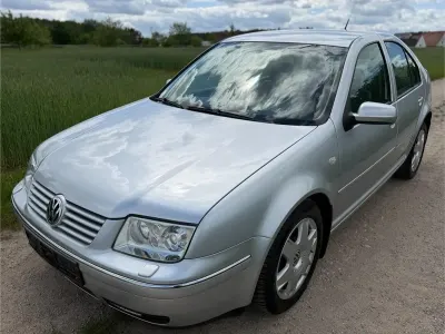 Occasion VW Bora 110 ch (80 kW) 2003 Argent Berline