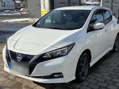 Gebraucht Nissan Leaf N-Connecta 160 kW (218 PS) 2022 Weiß Kleinwagen
