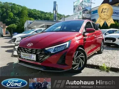 Gebraucht Hyundai i20 Prime 101 PS (74 kW) 2025 Dragon red / met Kleinwagen