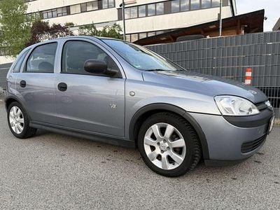 Używany Opel Corsa Njoy 75 KM (55 kW) 2003 Srebrny Hatchback