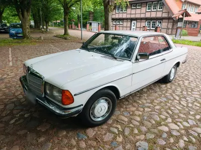 Gebraucht Mercedes 230 109 PS (80 kW) 2026 Weiß Coupé