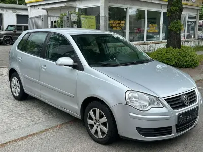 Używany VW Polo 80 KM (58 kW) 2005 Srebrny Hatchback
