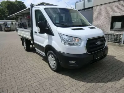 Gebraucht Ford Transit Trend 131 PS (96 kW) 2021 Weiß Van / Kleinbus