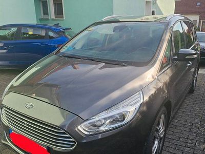 Begagnad Ford Galaxy Titanium 179 HK (131 kW) 2015 Grå Minibuss