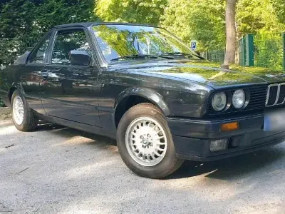 Gebraucht BMW 316 Shadowline 99 PS (72 kW) 1991 Schwarz Cabrio