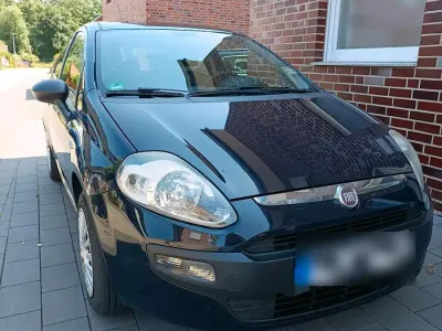 Gebraucht Fiat Punto 65 PS (47 kW) 2010 Blau Kleinwagen