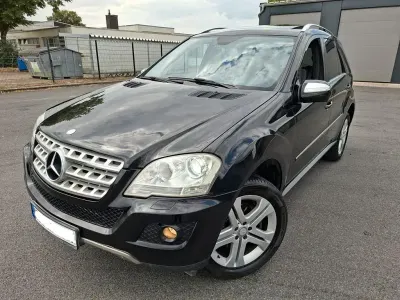 Gebraucht Mercedes ML280 190 PS (139 kW) 2009 Schwarz SUV