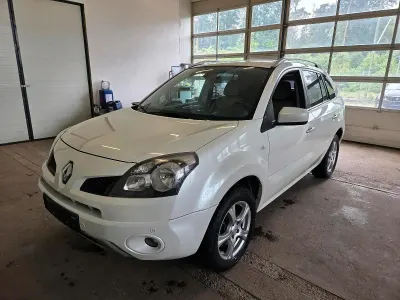Gebraucht Renault Koleos 150 PS (110 kW) 2010 Weiß SUV