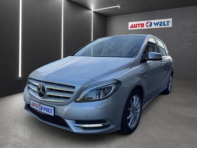 Gebraucht Mercedes B180 AMG Edition 1 122 PS (89 kW) 2012 Silber Van / Kleinbus