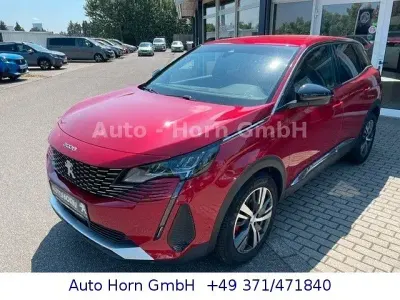 Gebraucht Peugeot 3008 Allure 131 PS (96 kW) 2022 Rot SUV