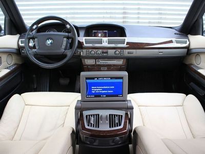 BMW 740L