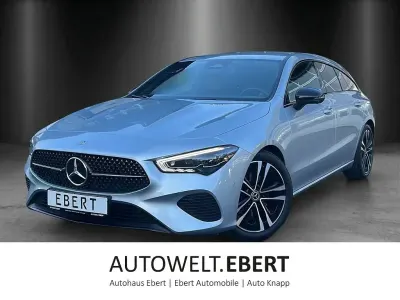 Gebraucht Mercedes CLA220 Night 190 PS (139 kW) 2024 Silber Coupé