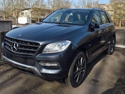 Gebraucht Mercedes ML350 258 PS (189 kW) 2012 Grau SUV