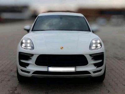 Porsche Macan S
