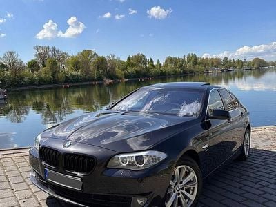 Second-hand BMW 525 218 CP (160 kW) 2013 Gri Berlinǎ