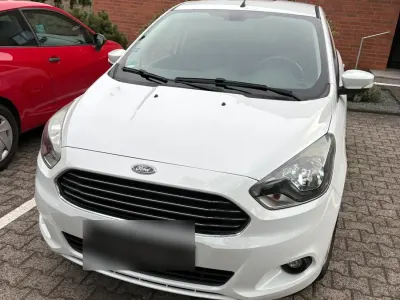 Gebraucht Ford Ka Plus 84 PS (61 kW) 2017 Weiß Kleinwagen