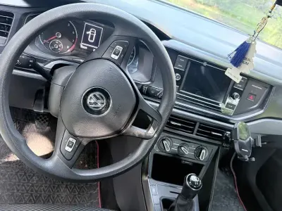 Gebraucht VW Polo IQ Drive 95 PS (69 kW) 2019 Weiß Kleinwagen