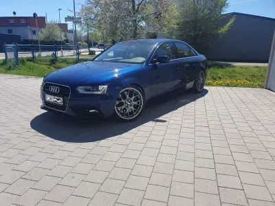 Brugt Audi A4 Comfort 450 HK (330 kW) 2012 Blå Sedan