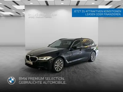 Gebraucht BMW 520 Sport Line 190 PS (139 kW) 2023 Schwarz Kombi