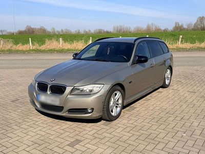 Gebraucht BMW 320 M Sport 170 PS (125 kW) 2011 Beige Kombi