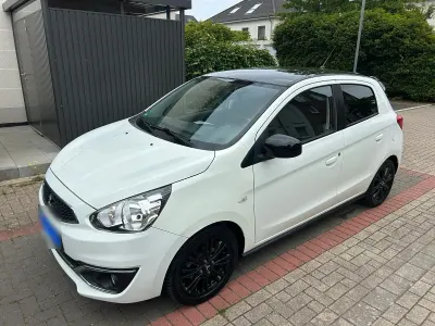 Gebraucht Mitsubishi Space Star Diamant Edition 80 PS (58 kW) 2019 Weiß Kleinwagen