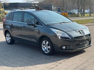 Gebraucht Peugeot 5008 Premium 156 PS (114 kW) 2010 Grau Van / Kleinbus