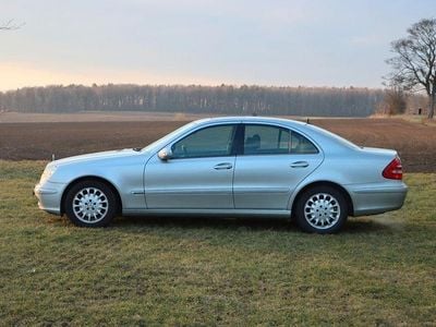 Mercedes E240
