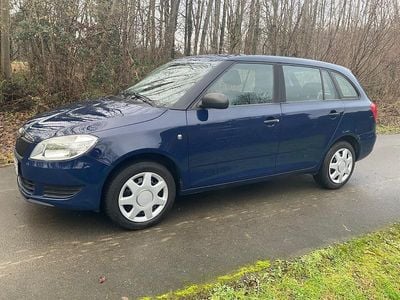 Blau Gebraucht 2013 Skoda Fabia Kombi | 6.150 € (Fairer Preis)