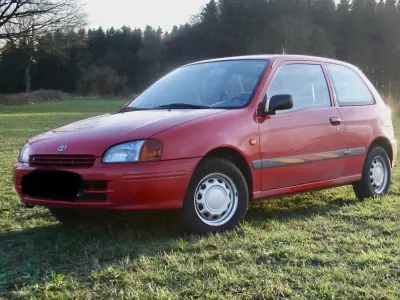 Gebraucht Toyota Starlet 75 PS (55 kW) 1997 Rot Kleinwagen