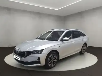 Używany Skoda Octavia Selection 150 KM (110 kW) 2025 Srebrny Kombi