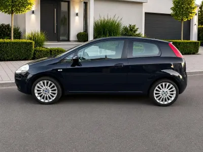 Gebraucht Fiat Grande Punto Active 77 PS (56 kW) 2009 Blau Kleinwagen