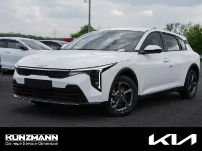 Neu Kia K4 Vision 150 PS (110 kW) 2026 Schneeweiß Limousine