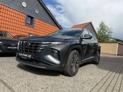 Gebraucht Hyundai Tucson 136 PS (100 kW) 2022 Dark knight / mic SUV