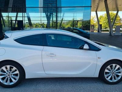 Opel Astra GTC