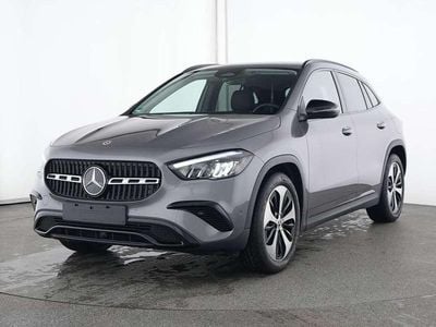 Gebraucht Mercedes GLA200 Advanced 163 PS (119 kW) 2024 Metalliclack mountaingrau SUV