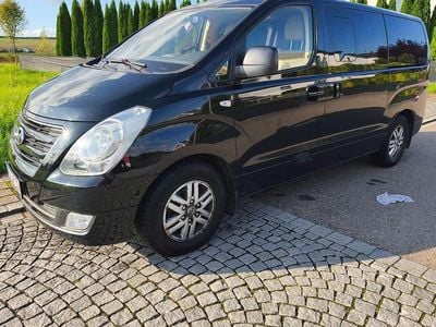 Hyundai H-1