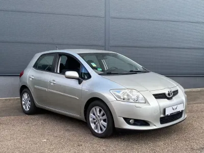 Gebraucht Toyota Auris 124 PS (91 kW) 2007 Grau Kleinwagen
